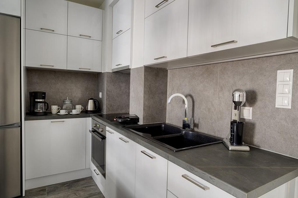 Alpinia N Lotus Apts. เทสซาโลนิกิ ภายนอก รูปภาพ